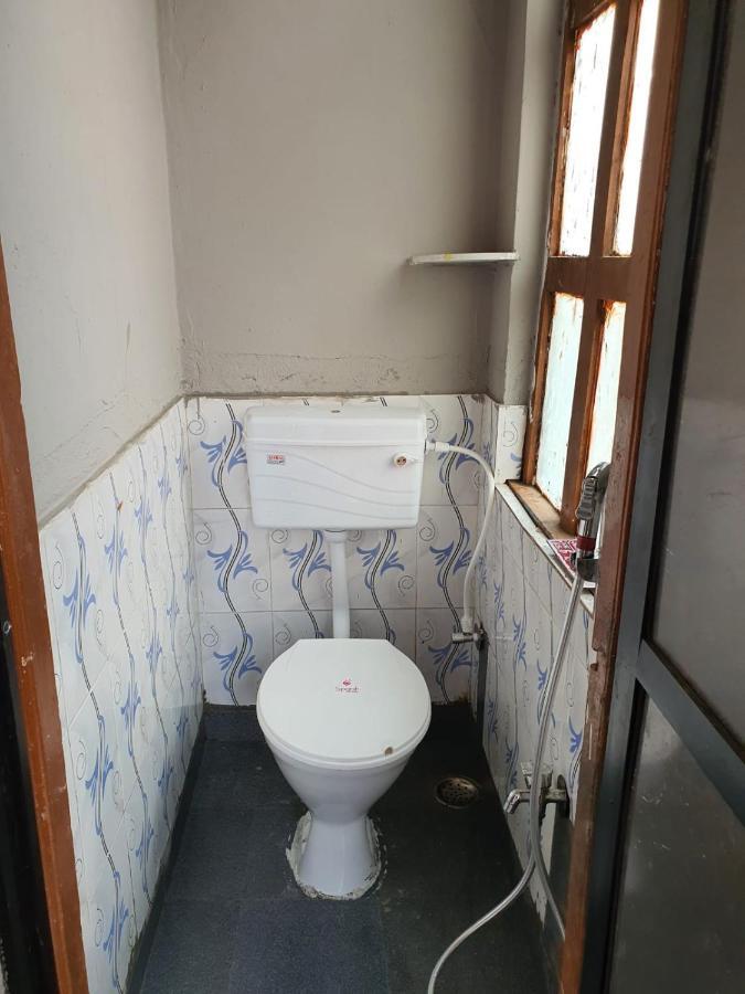 אאורנגבד Hotel Family Stay Beside Railway Station מראה חיצוני תמונה