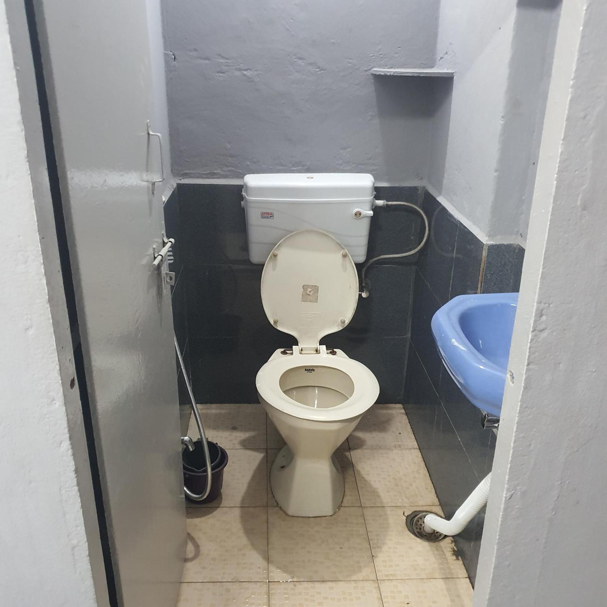 אאורנגבד Hotel Family Stay Beside Railway Station מראה חיצוני תמונה
